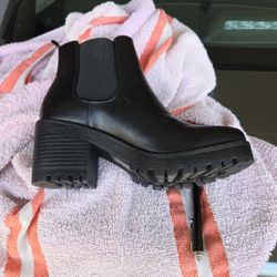 Black Slip-on Ankle Boots