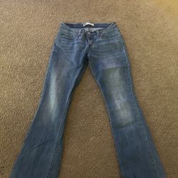 Women’s Sz 3 Levi’s 