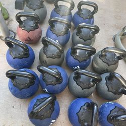 Aeromat kettlebells kettleballs $1/lb
