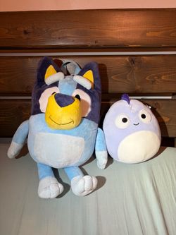 Bluey backpack and squish mellow