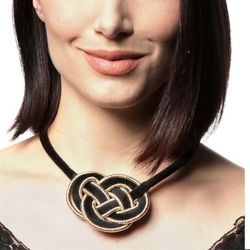 Neck Jewelry- Outfit Uplifter