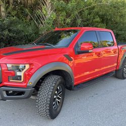 2019 FORD F-150 RAPTOR 4X4* *ONLY 87K MILES* 2 OWNER* CLEAN CARFAX* FL  *ONLY 87K MILES*  CLEAN FLORIDA TITLE  CLEAN CARFAX HISTORY REPORT  2 OWNER  Z