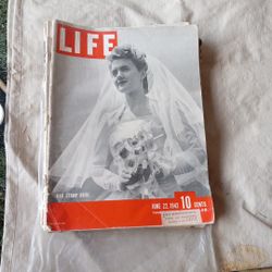 Lot Of Vintage Life Magazines
