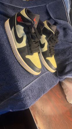 Jordan 1 SE Mid (Black Green) Size 8