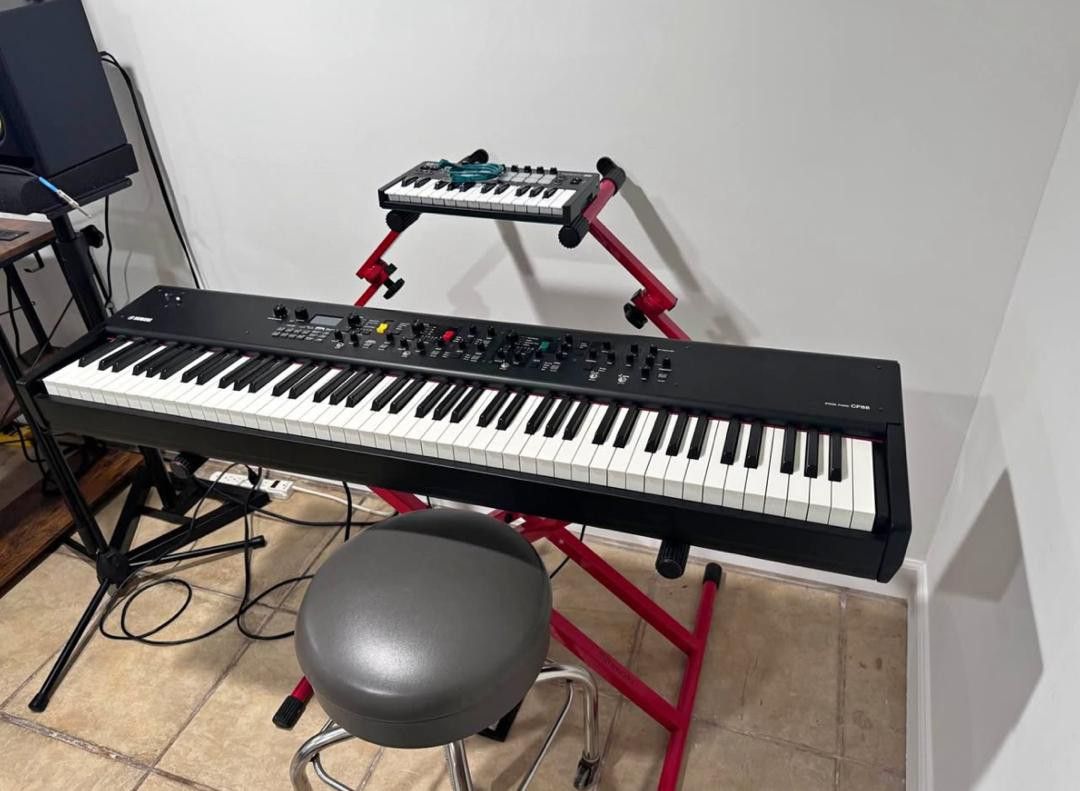 Yamaha-CP88-Hammer-Action-Keyboard-(Piano)