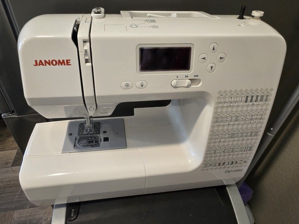 Janome DC1050 Sewing Machine.