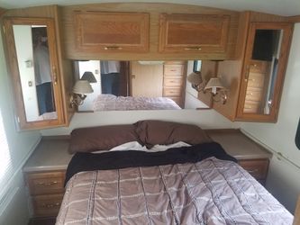 34 foot Pace Arrow RV