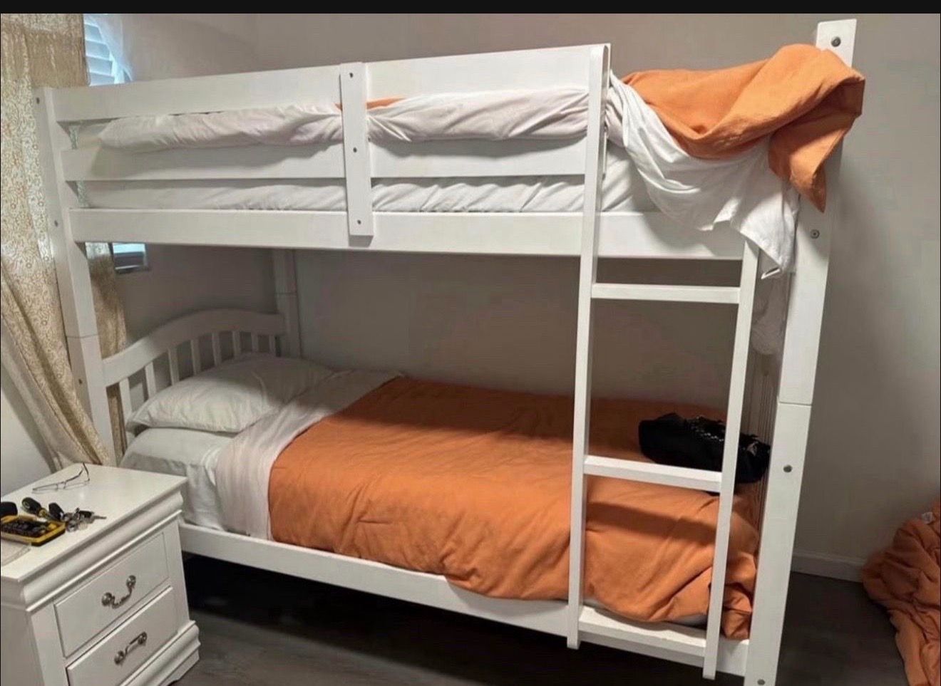 Bunk bed