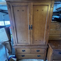 Antique Real Wood Dresser Cabinet. 