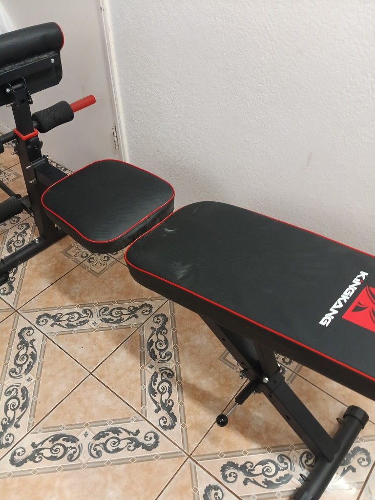 Foldable Exercise Bench.