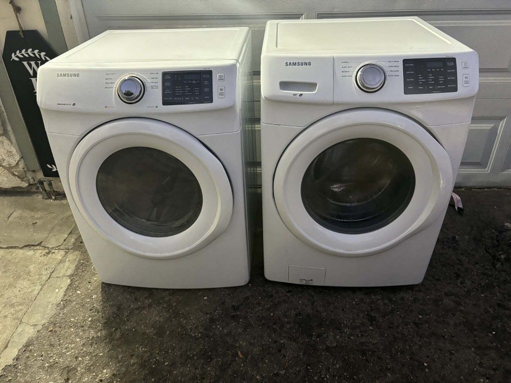 Samsung Washer/Dryer Combo Set