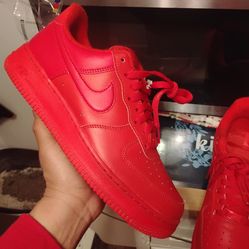 AF1 SIZE 9.5