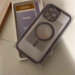 2 IPhone Cases Purple Brand New!!🔥🔥