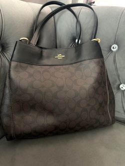 Large Lexy Coach bag