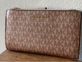 Michael Kors Wallet Wristlet