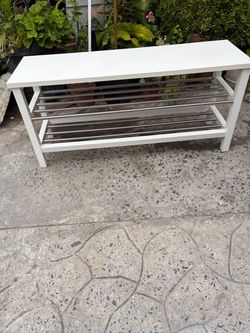 BENCH SHOES STORAGE WHITE LIKE NEW