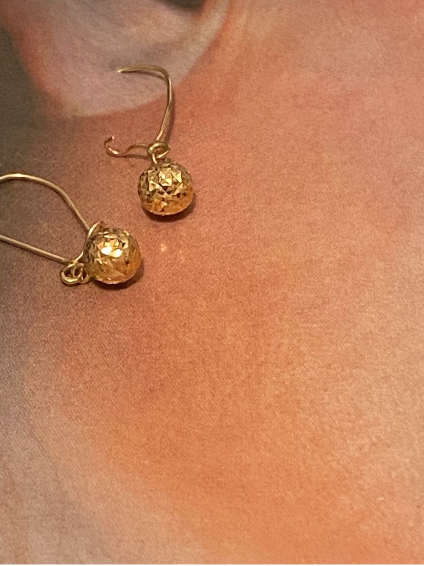 14k Gold Dangle Earrings 