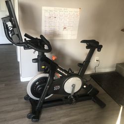 Exercise Bike NordicTrack S22i Studio Cycle
