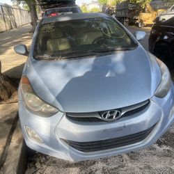 Hyundai  Elantra Part Out 