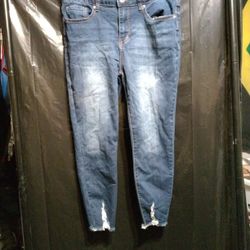 S.O.N.G. Women's Curvy High Rise Ankle Grazer Ripped Blue Jeans = Size 11 - 30.
