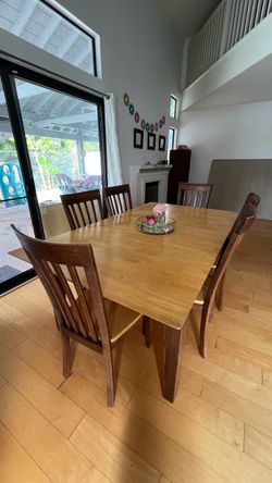 Wood Dining Table with 6 Chairs