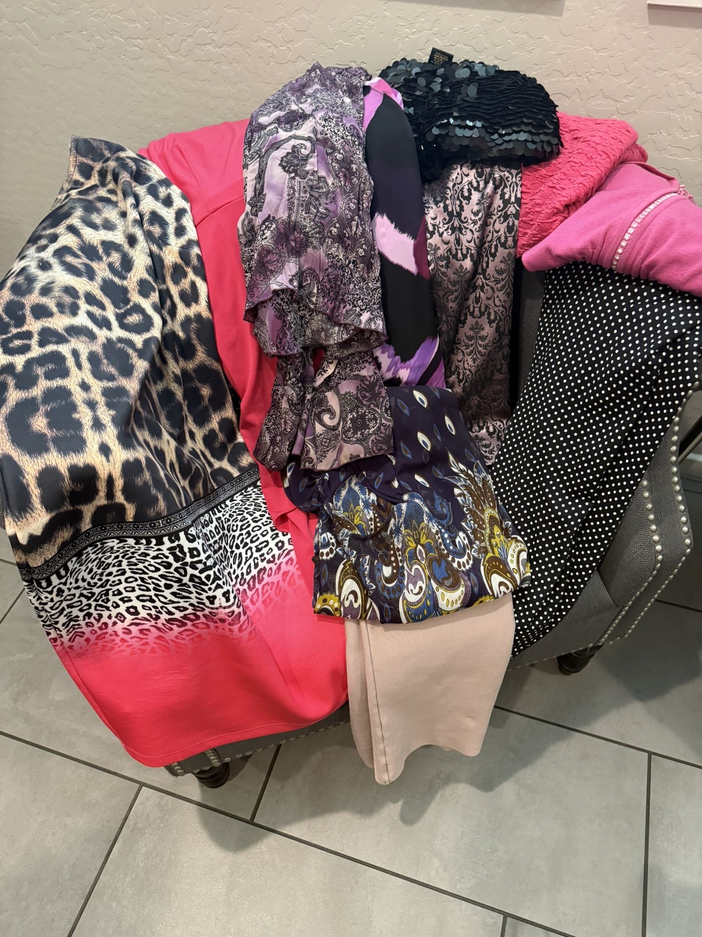 Women’s Clothing / “Queenie’s Cachet”