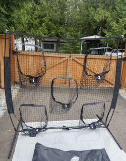 Portable Football Target Practice Net 7’ x 6’ – 5 Target Pockets