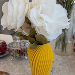 Beautiful art decor vase, red, yellow, gray , blue, green