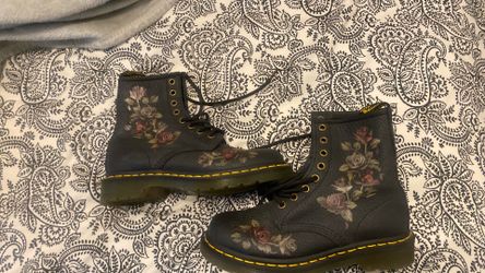 Doc Marten Boots
