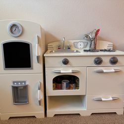 Toy Kitchen Play Set