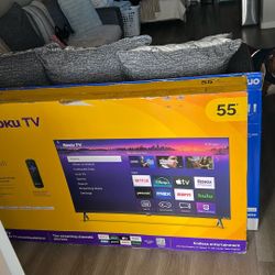 Never Opened Brands New 55 Roku Tv 