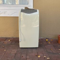 Air Conditioner $20 Works Great 