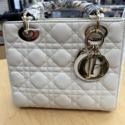 Dior With Purse