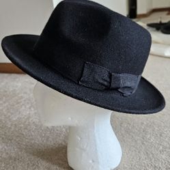 VINTAGE 100% WOOL WOMEN'S WATERPROOF GARMENT COMPANY FEDORA WITH BOW