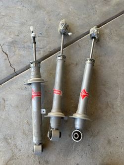2006 -2013 Lexus is shocks