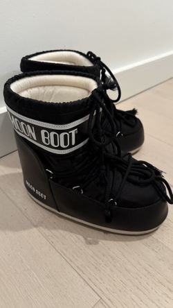New Moon Boots