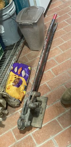 Manual Rebar bender, 19 Ave & Thunderbird