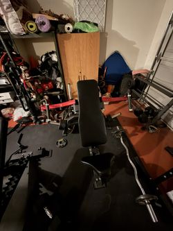 Chest Machine (Incline Chest Fly)