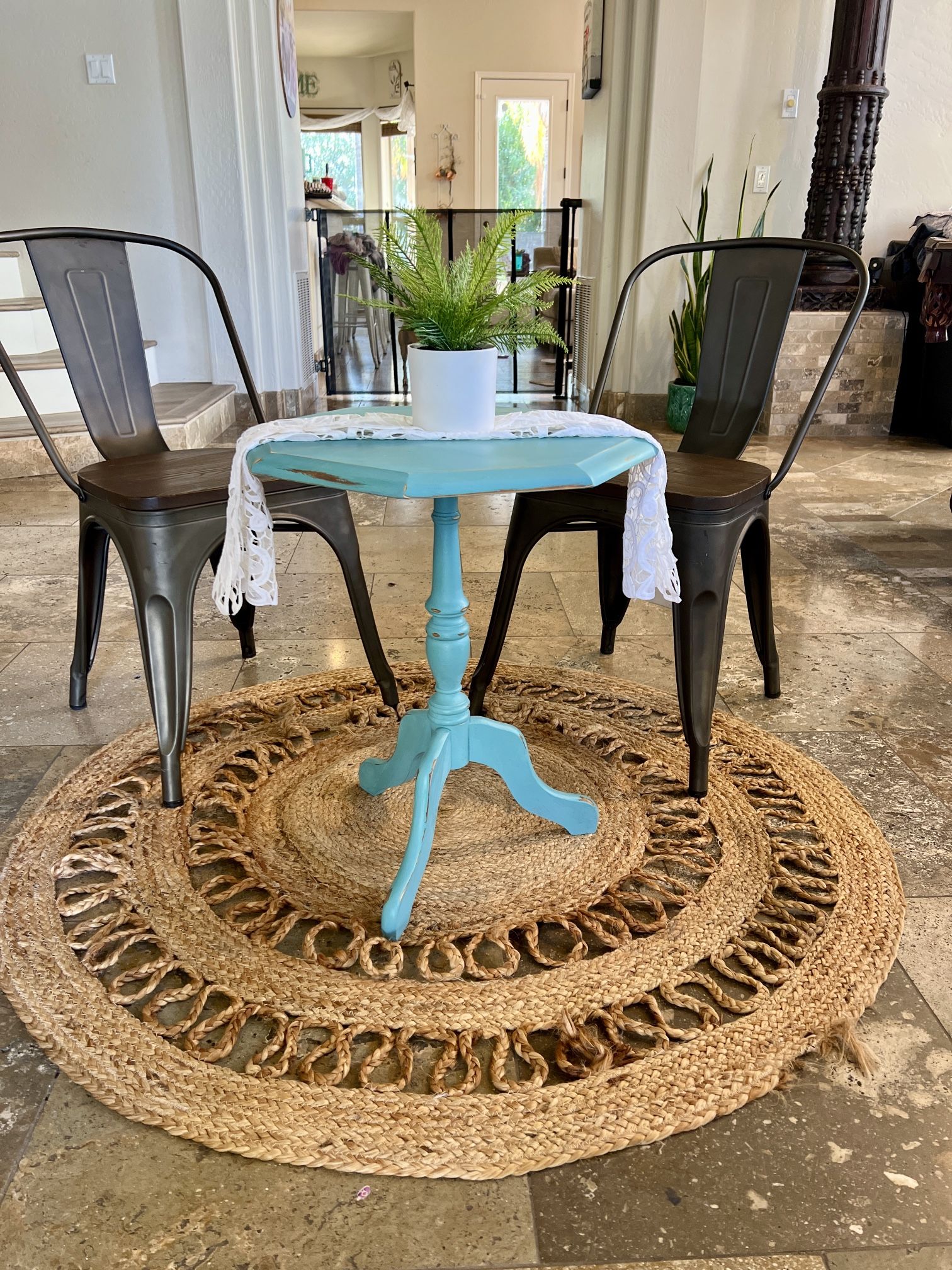 End Table And 2 Chairs
