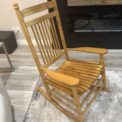 Wood Rocking chair