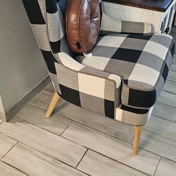 Cheswold Wingback Accent Chairs