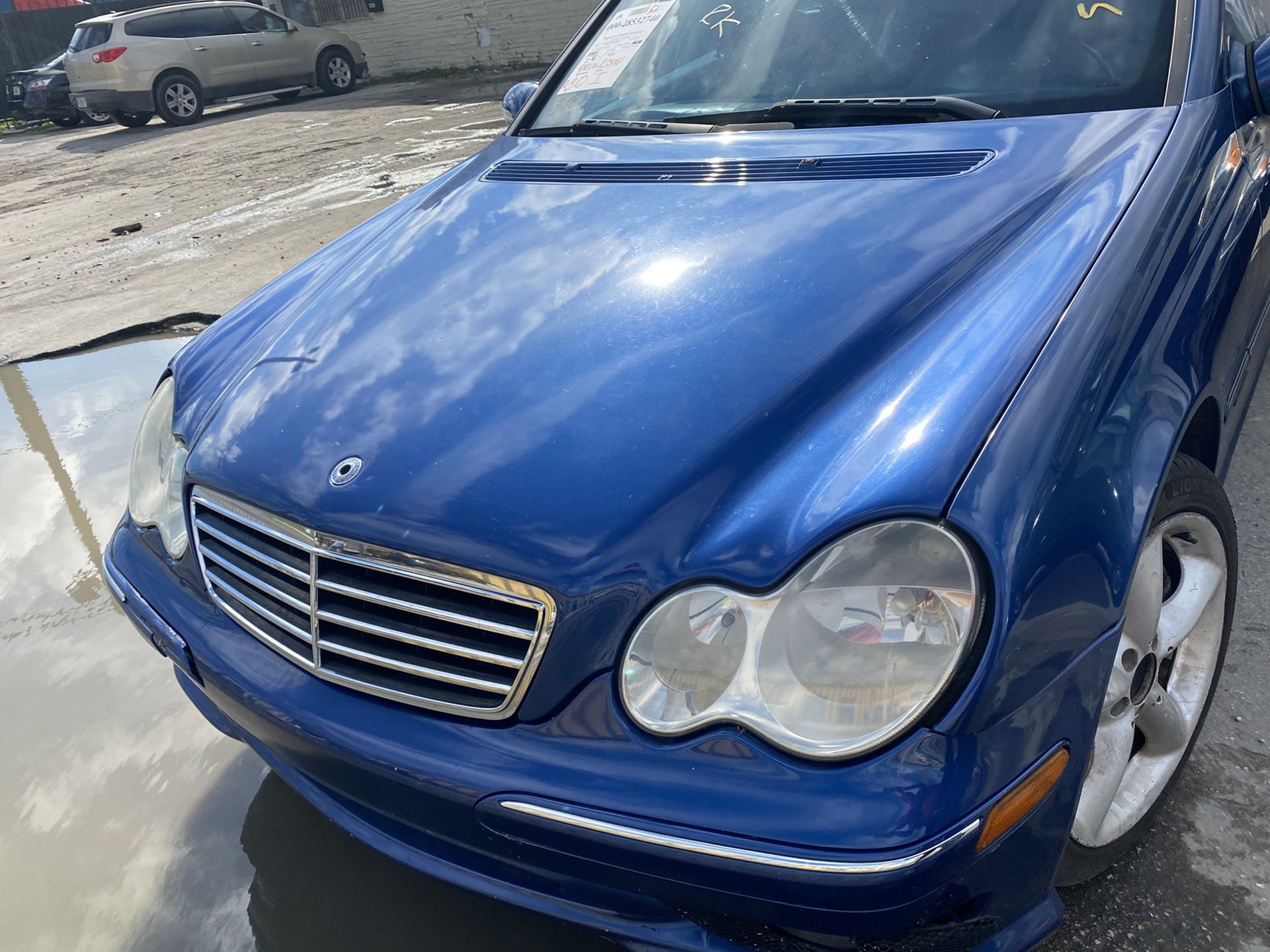 Full Parting Out Mercedes Benz C230 2002-2003-2004-2005