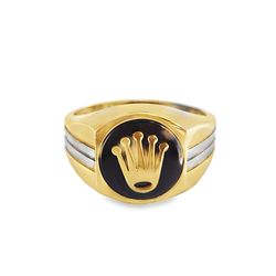 Yellow Gold Signet Ring with Cabochon Onyx