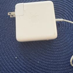 Apple 60W MagSafe Power Adapter 