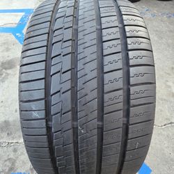 1 USED TIRE FALKEN 255/35/21