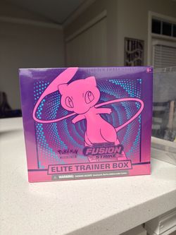 Fusion Strike ETB
