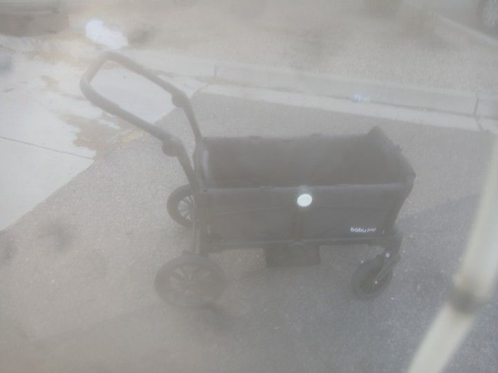 Baby joy. Loo   Stroller