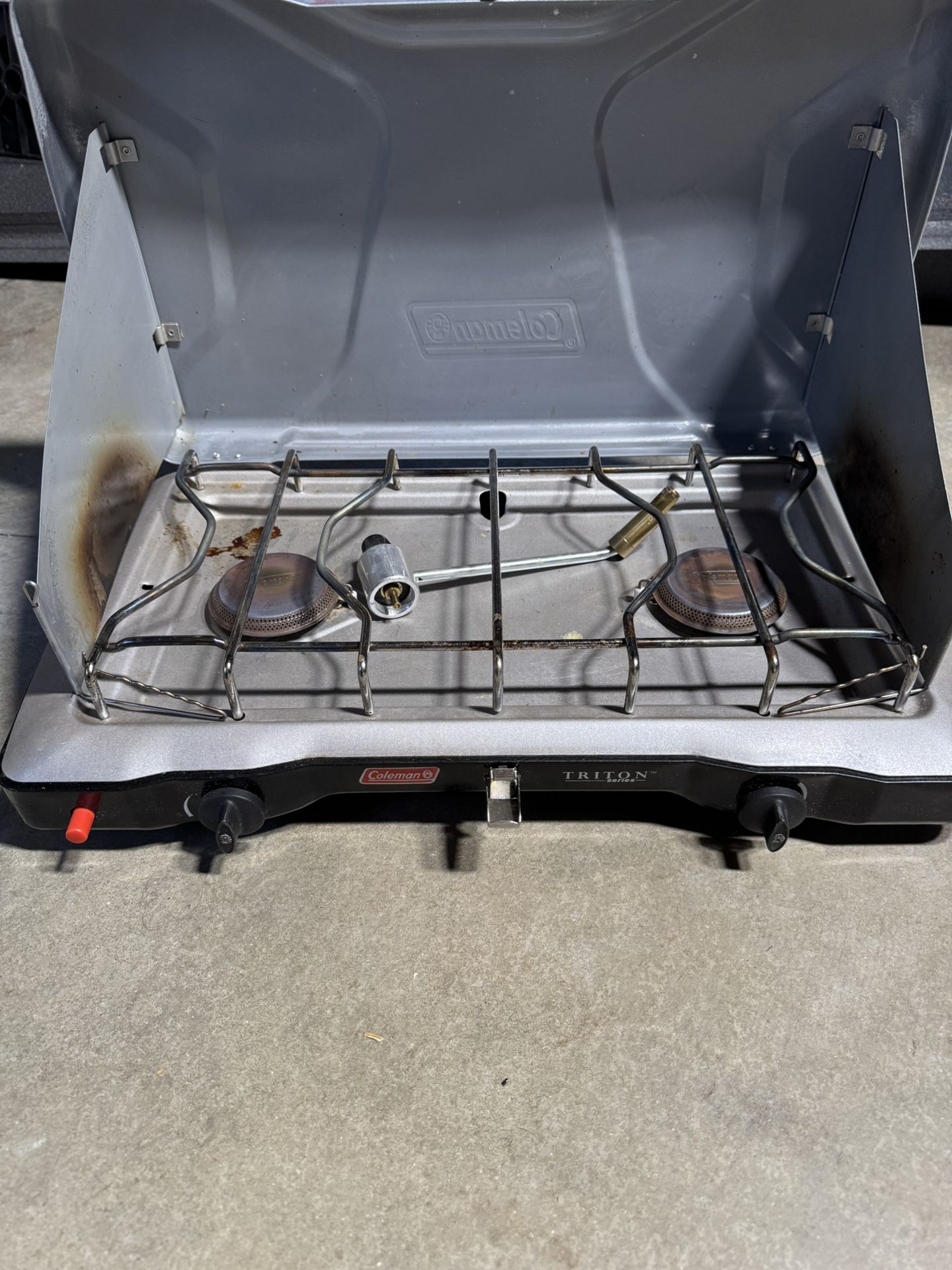 Coleman 2 Burner Stove Triton