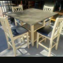 High Table W/4 Bar Stools Sturdy Good Condition 