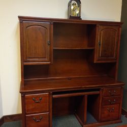  DESK/CREDENZA  - MARTIN MADE IN USA